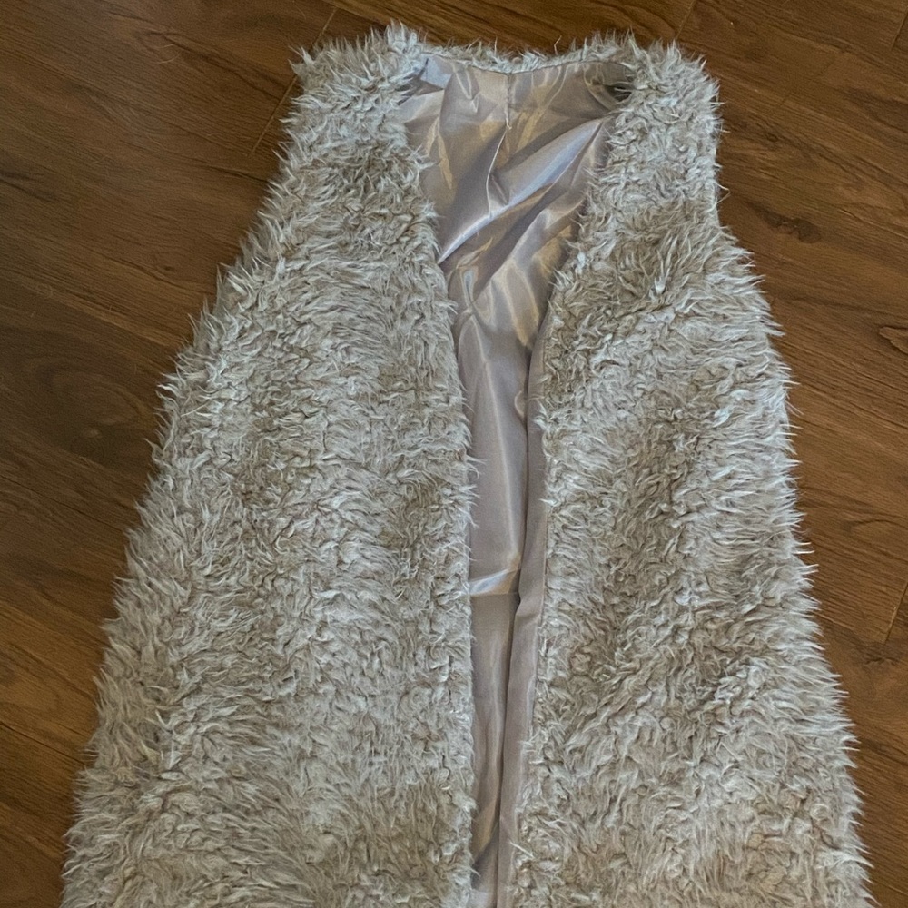Faux Fur Grey Open Vest